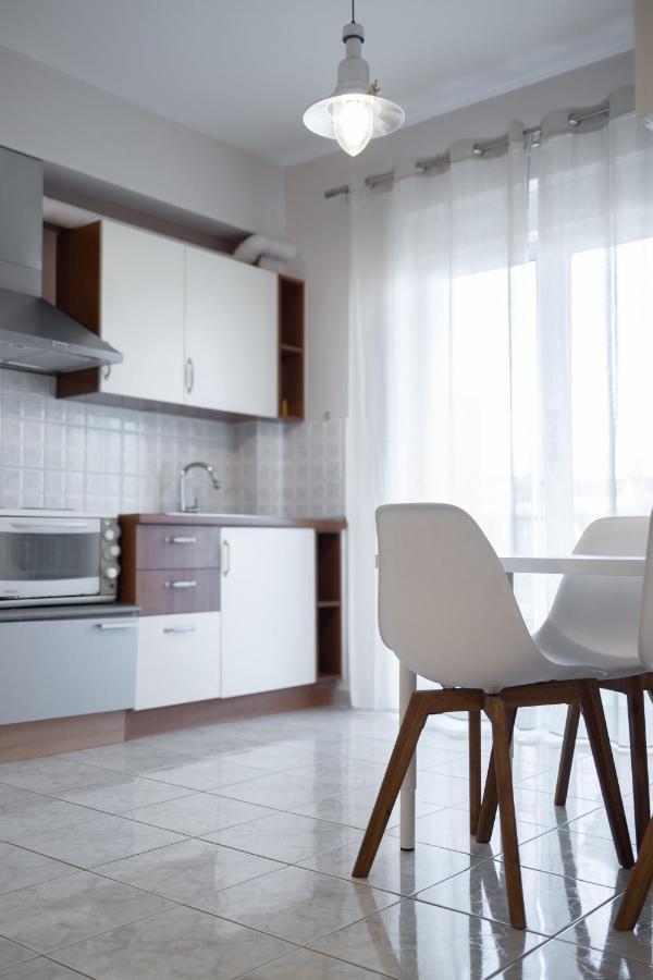 Central Apartment With Parking Λάρισα Εξωτερικό φωτογραφία