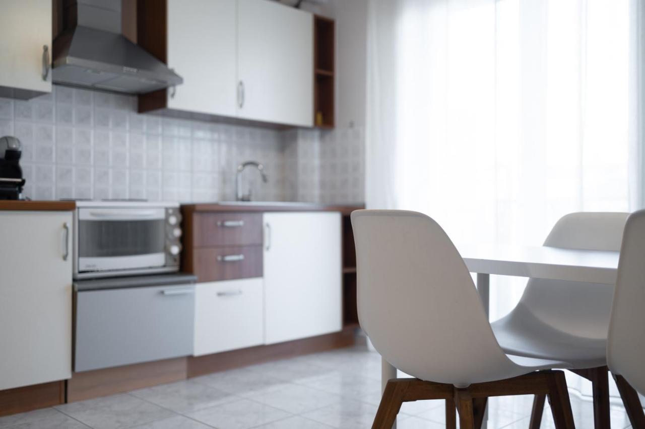 Central Apartment With Parking Λάρισα Εξωτερικό φωτογραφία